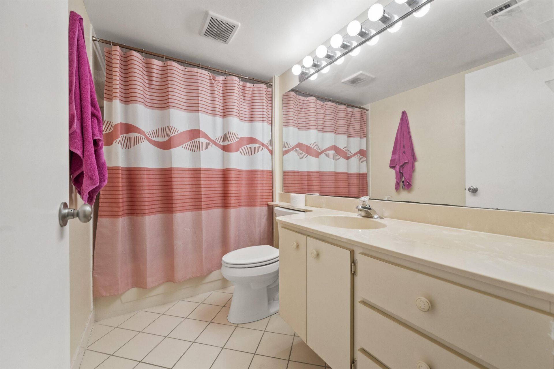 2741 Village Boulevard, Unit 303, West Palm Beach, FL 33409 Photo