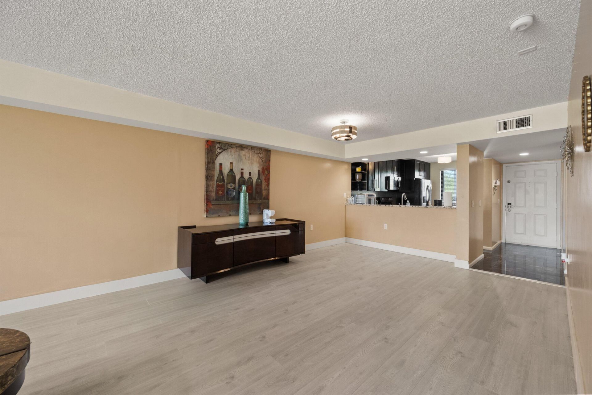 2741 Village Boulevard, Unit 303, West Palm Beach, FL 33409 Photo