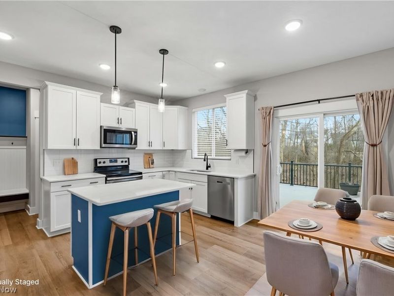 4470 Edgeview Trail, Brunswick, OH 44212 Photo 8