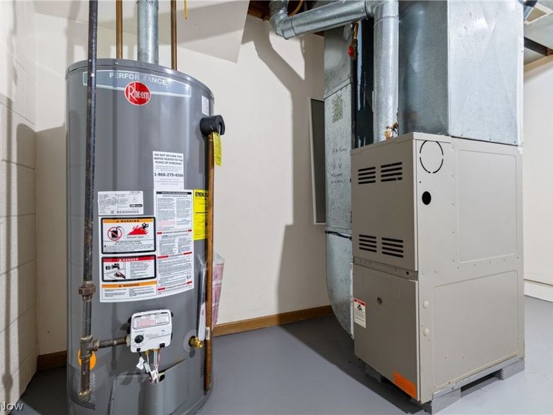 103 W Crosier Street, Akron, OH 44311 Photo 24