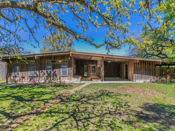 1500 County Road 405, Buckholts, TX 76518