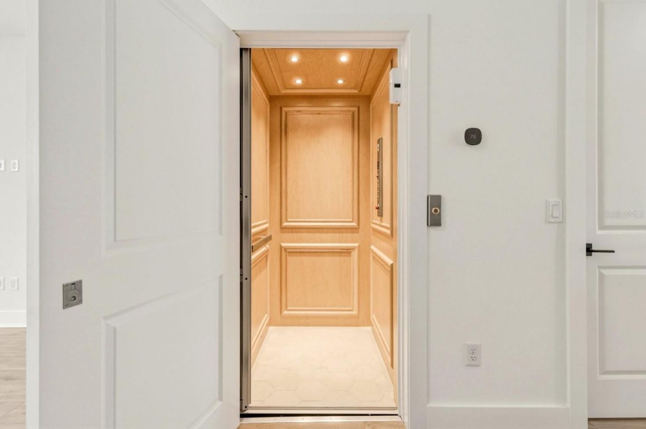 9996 Key Haven Road, Seminole, FL 33777 Photo