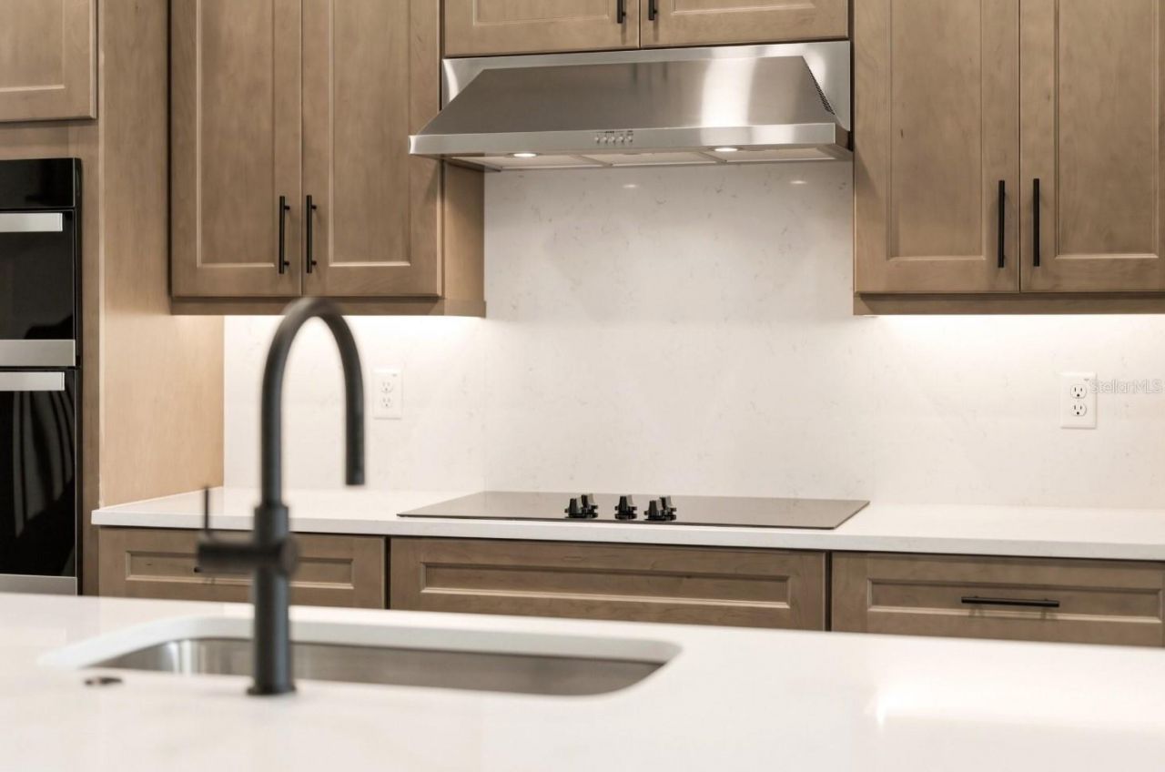 9996 Key Haven Road, Seminole, FL 33777 Photo