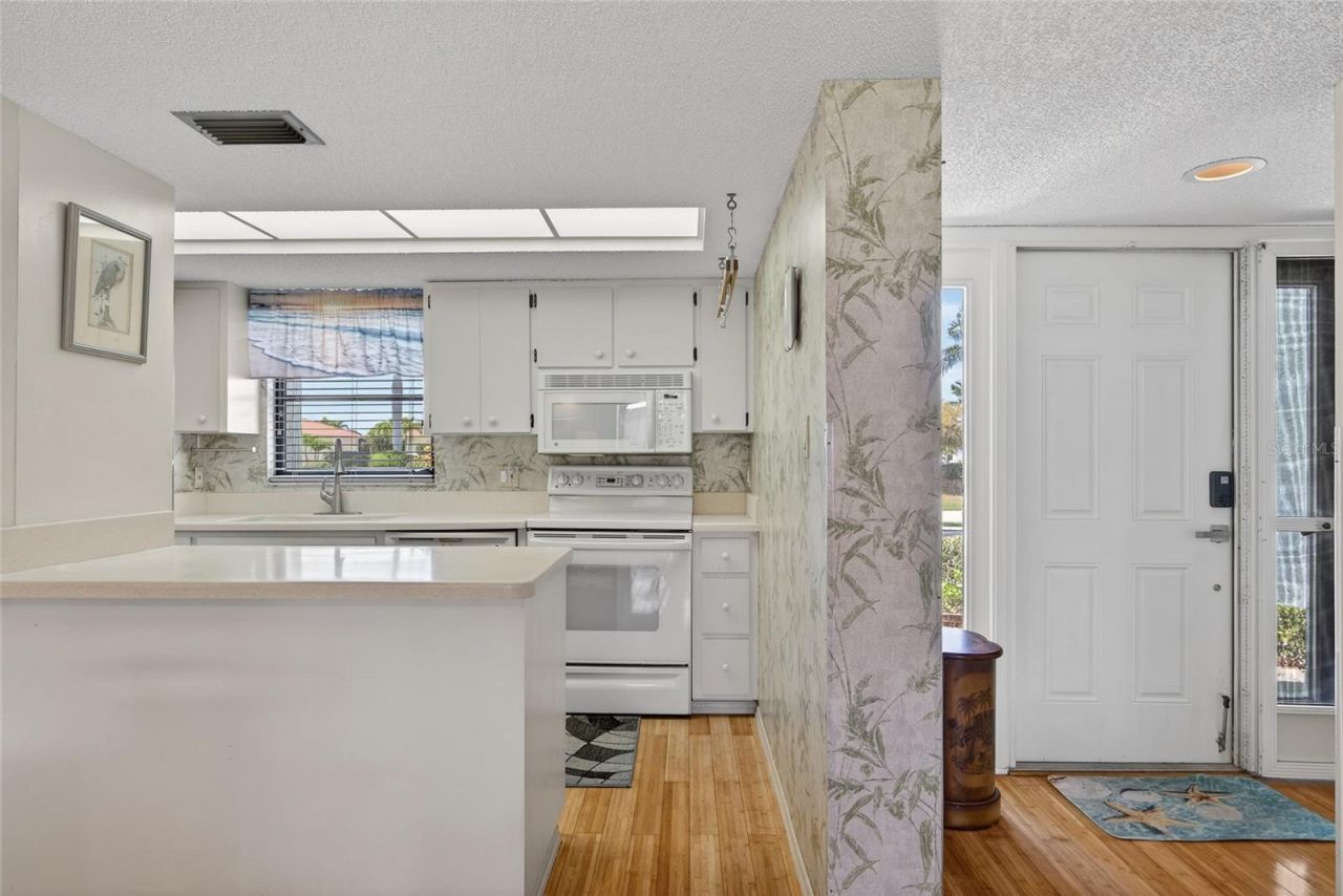 1461 Aqui Esta Drive, Unit B3, Punta Gorda, FL 33950 Photo