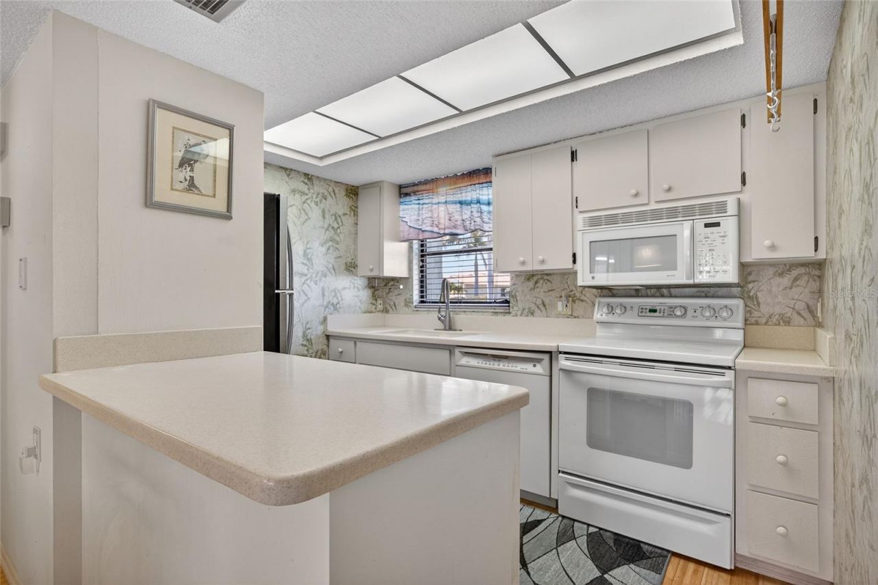 1461 Aqui Esta Drive, Unit B3, Punta Gorda, FL 33950 Photo