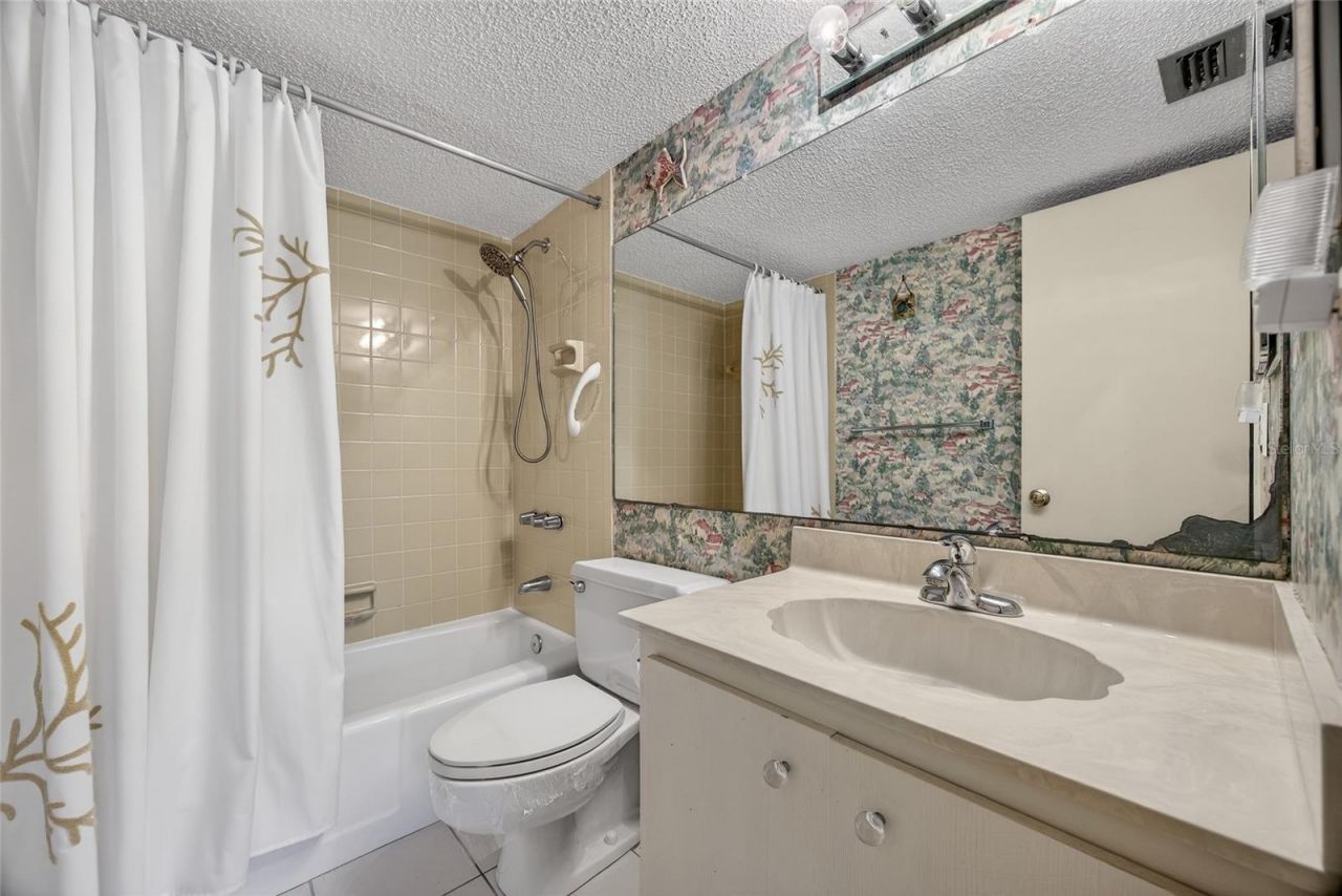 1461 Aqui Esta Drive, Unit B3, Punta Gorda, FL 33950 Photo