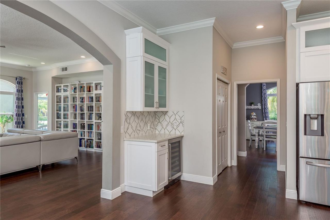 4010 Executive Drive, Palm Harbor, FL 34685 Photo