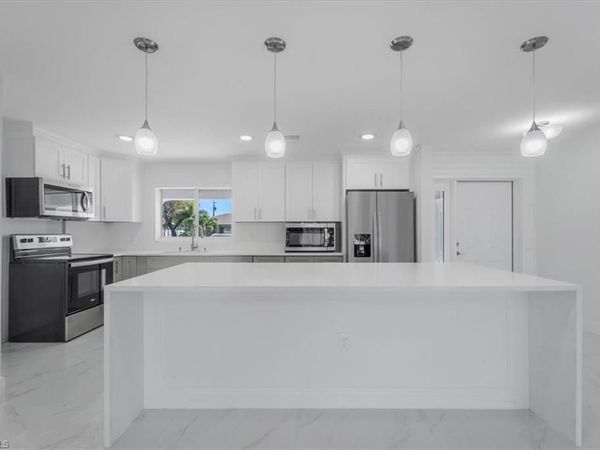 105 SE 45th TER, CAPE CORAL, FL 33904