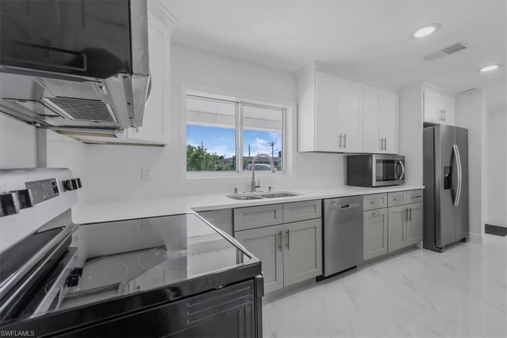 105 SE 45th Ter , Cape Coral, FL 33904 Photo