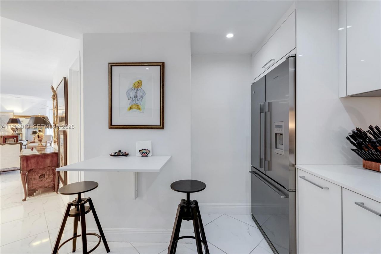 825 Brickell Bay Dr, Unit 850, Miami, FL 33131 Photo