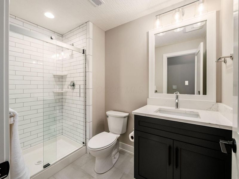 7026 Claymore Drive , Dublin, OH 43017 Photo 24