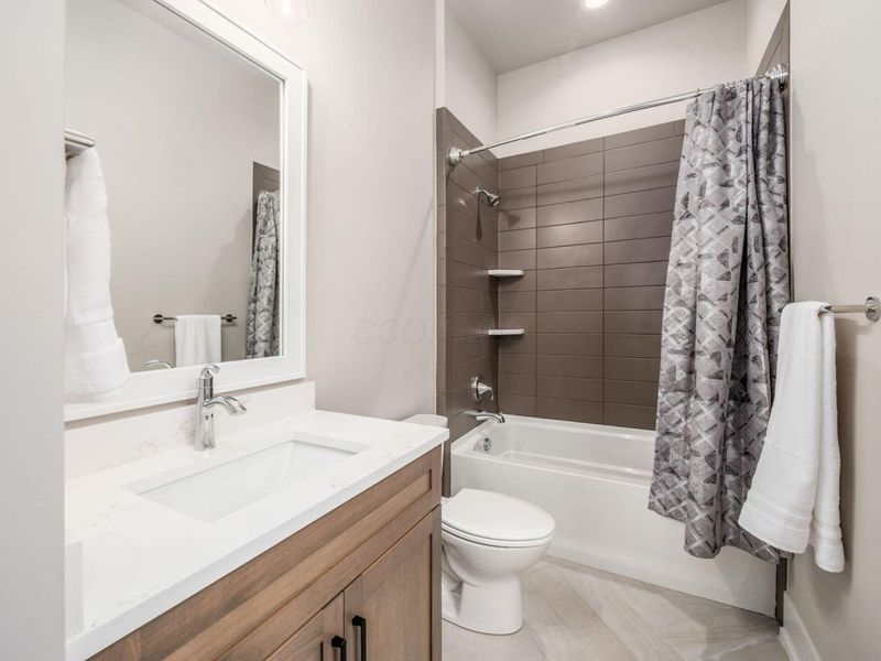 7026 Claymore Drive , Dublin, OH 43017 Photo 5