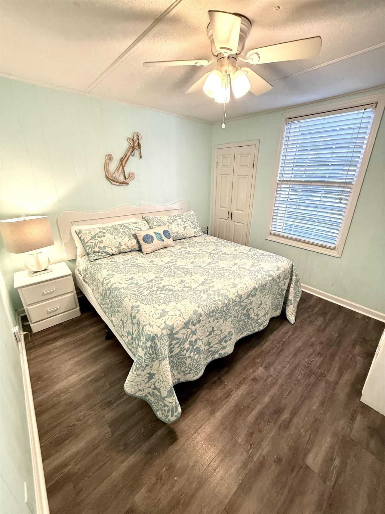 6001-1266a South Kings Hwy. Photo 22