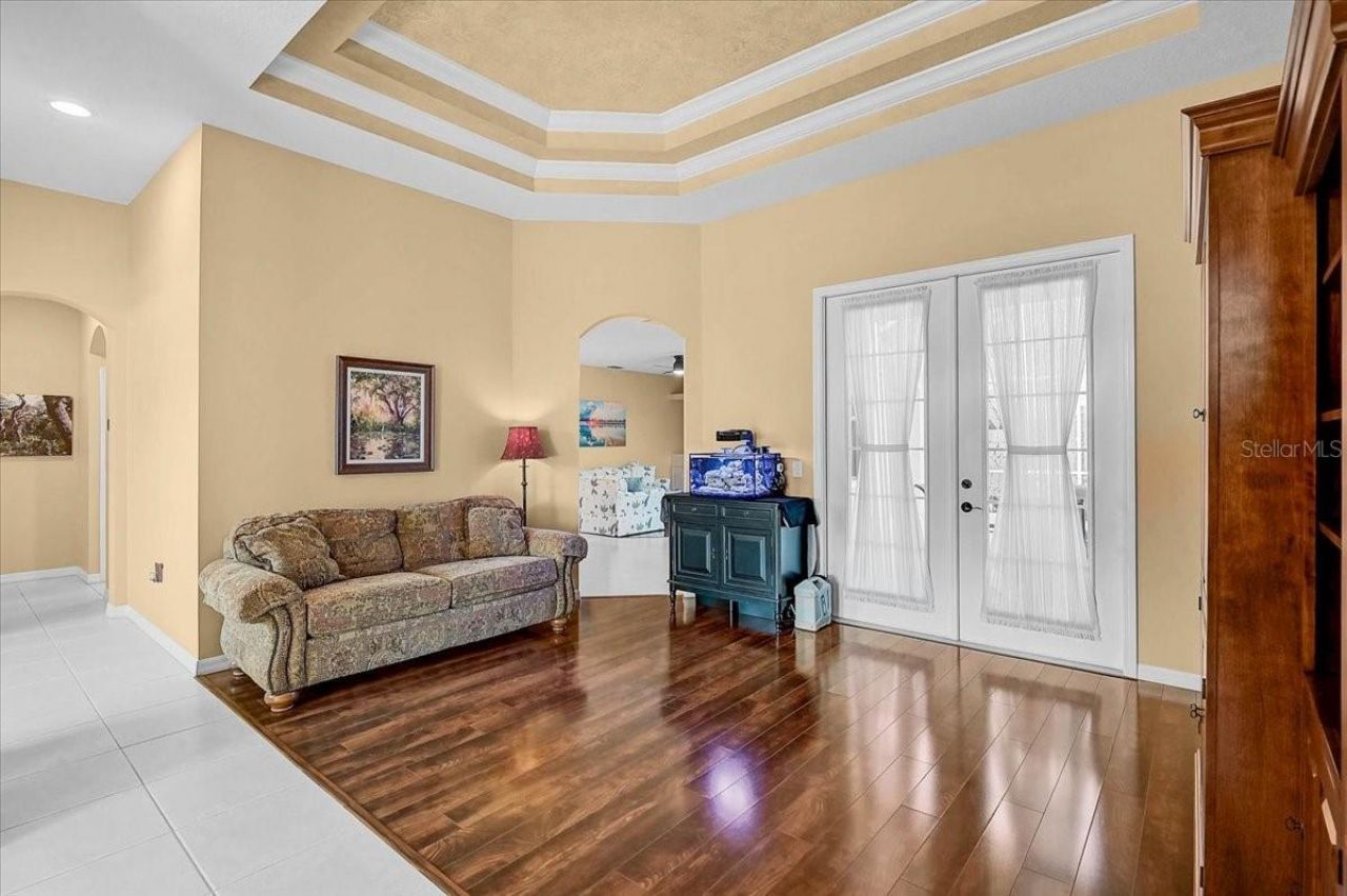 4422 Mcintosh Lake Avenue , Sarasota, FL 34233 Photo