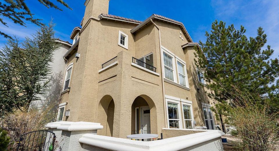 9050 Double R Boulevard, Unit 212, Reno, NV 89521 Photo