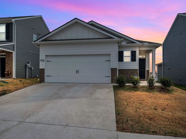 1806 Wellwood Ln, Lebanon, TN 37087
