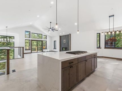 2113 Mandan Street, South Lake Tahoe, CA 96150 Photo