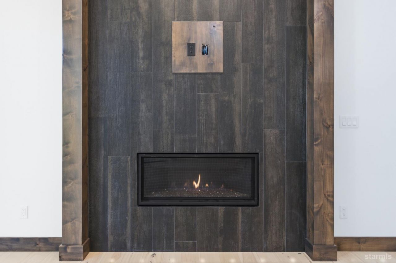 2113 Mandan Street, South Lake Tahoe, CA 96150 Photo