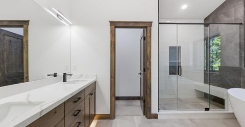 2113 Mandan Street, South Lake Tahoe, CA 96150 Photo