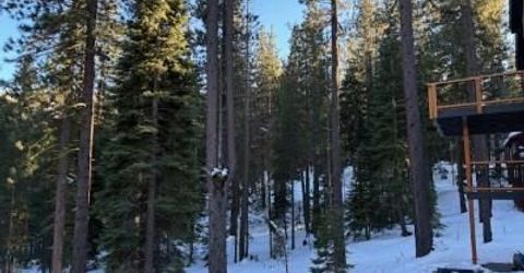 2113 Mandan Street, South Lake Tahoe, CA 96150 Photo