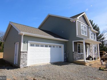 158 N FISHER STREET, JONESTOWN, PA 17038