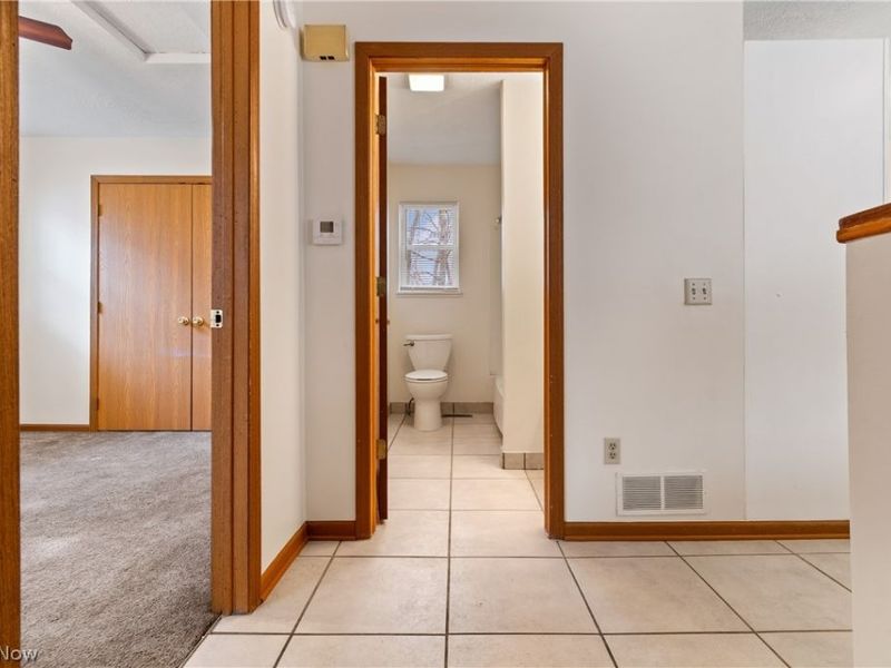 732 Vernon Odom Boulevard, Akron, OH 44307 Photo 11