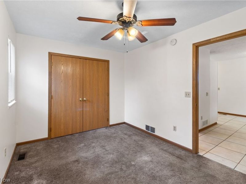 732 Vernon Odom Boulevard, Akron, OH 44307 Photo 8