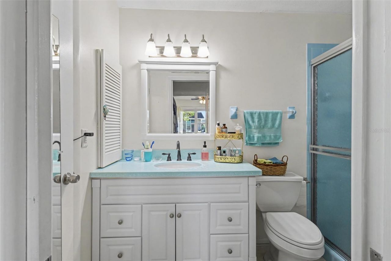 1327 Glendale Circle W, Unit 218, Sarasota, FL 34232 Photo