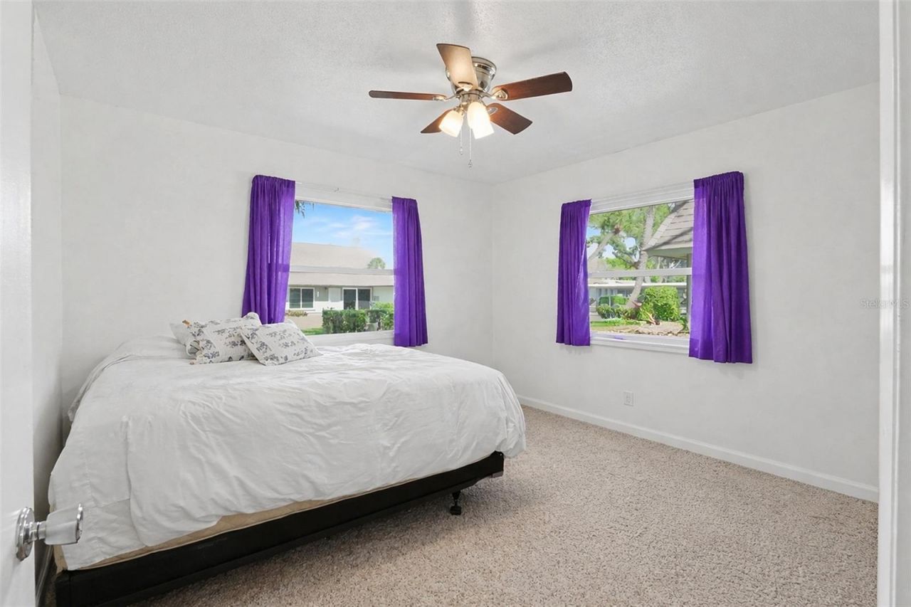 1327 Glendale Circle W, Unit 218, Sarasota, FL 34232 Photo