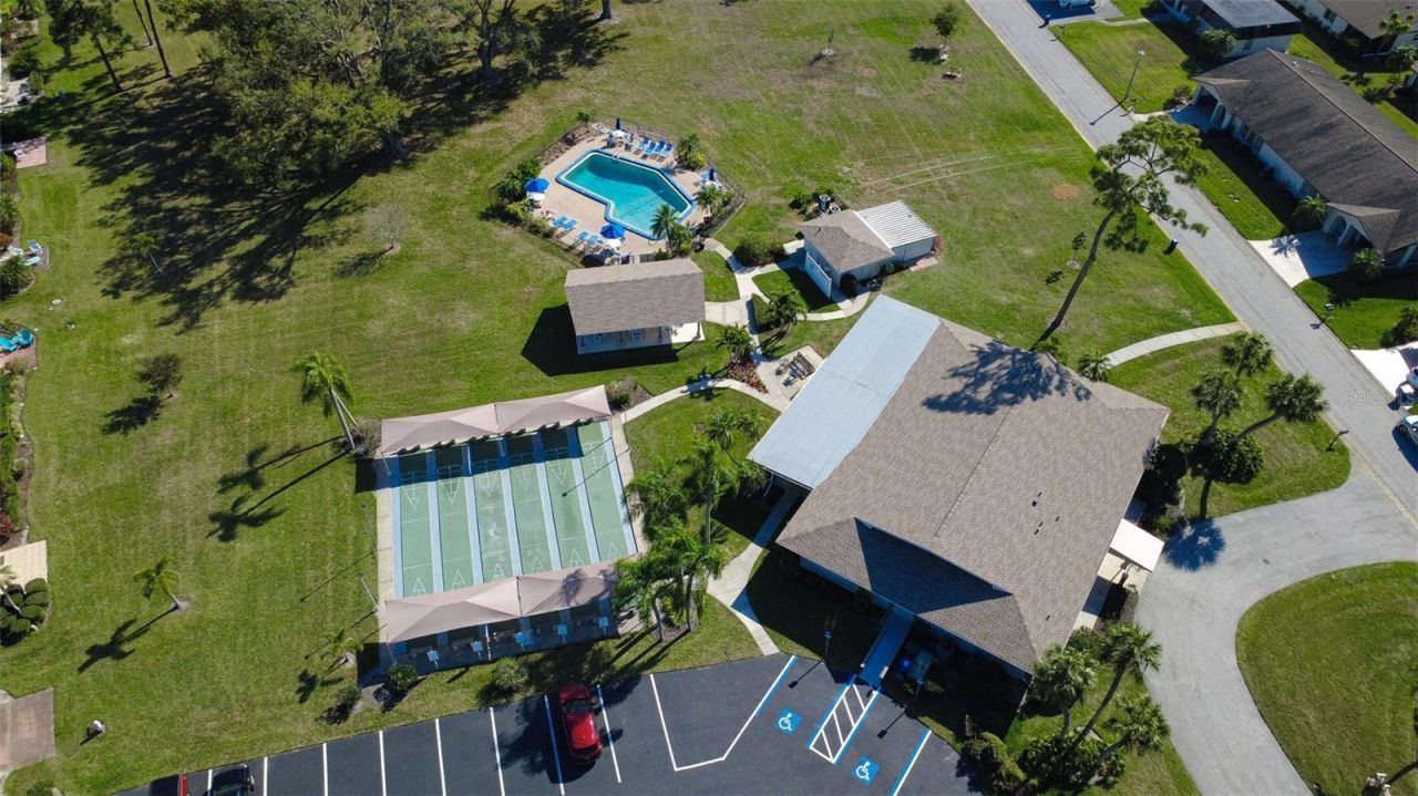 1327 Glendale Circle W, Unit 218, Sarasota, FL 34232 Photo