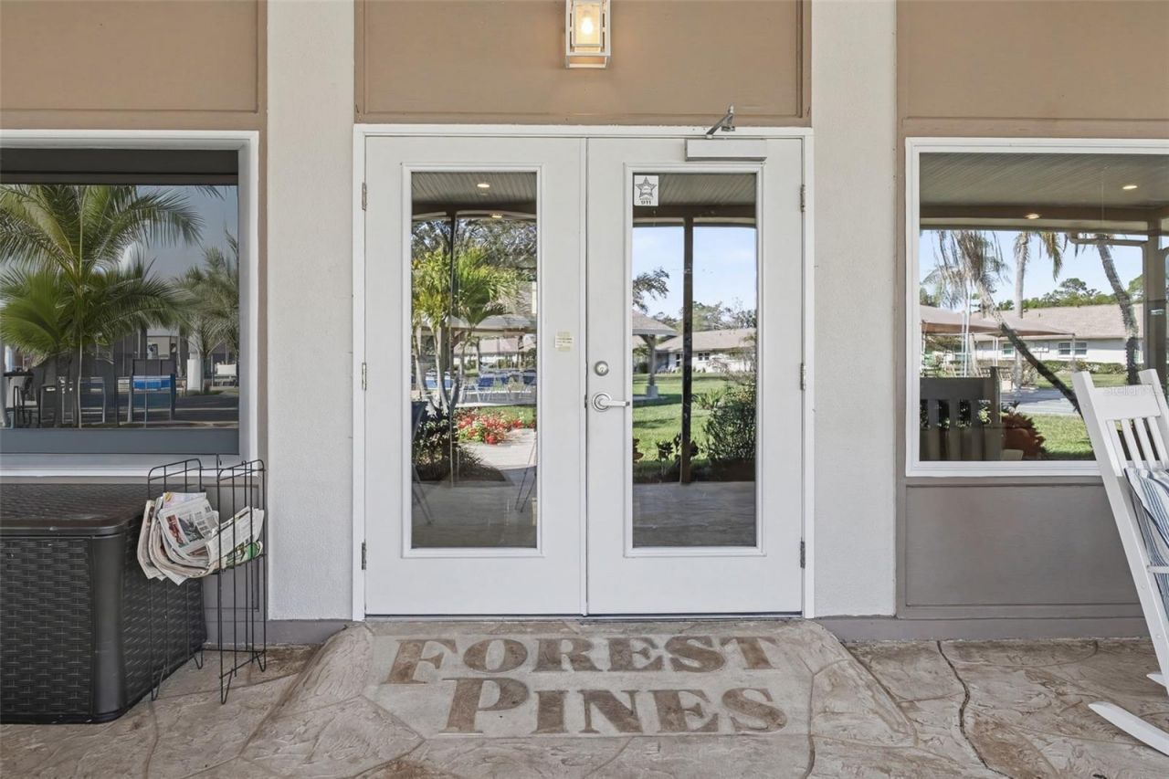 1327 Glendale Circle W, Unit 218, Sarasota, FL 34232 Photo