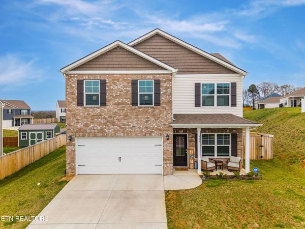 308 Heritage Crossing Drive, Maryville, TN 37804