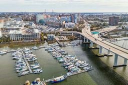 33 Lockwood Drive photo 4