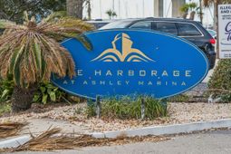 33 Lockwood Drive photo 4