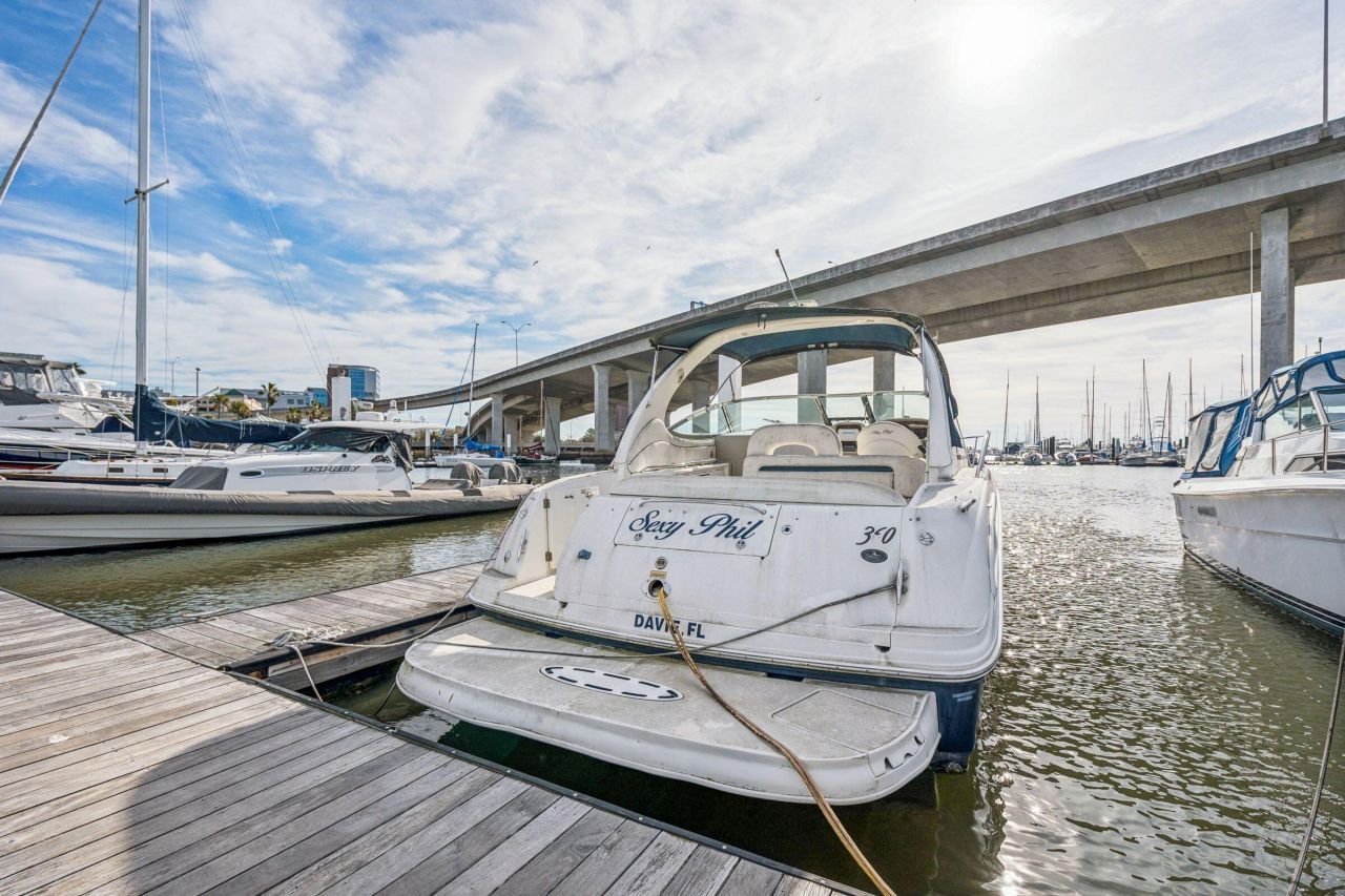 33 Lockwood Drive Photo 7