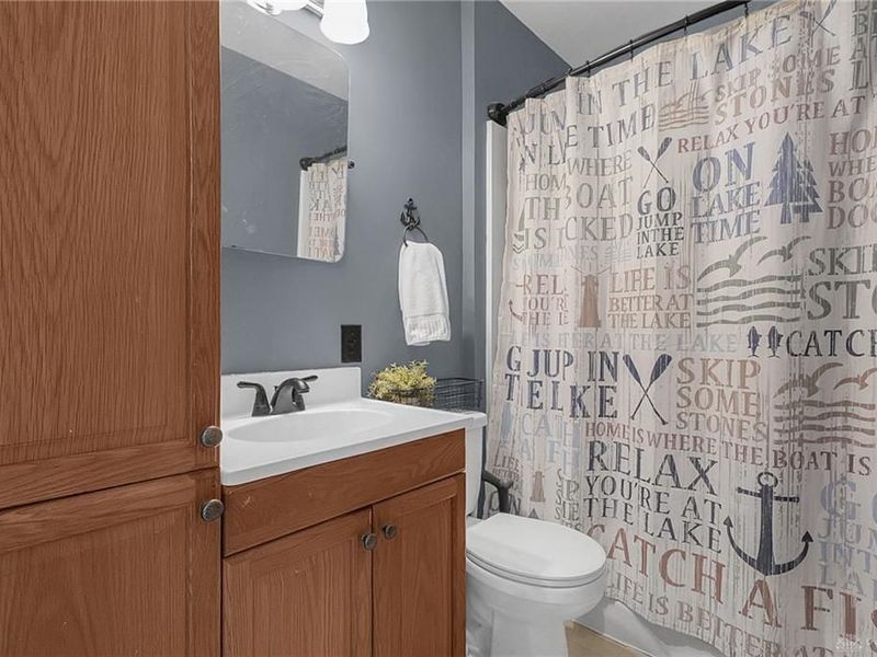 2571 W Choctaw Drive, London, OH 43140 Photo 17