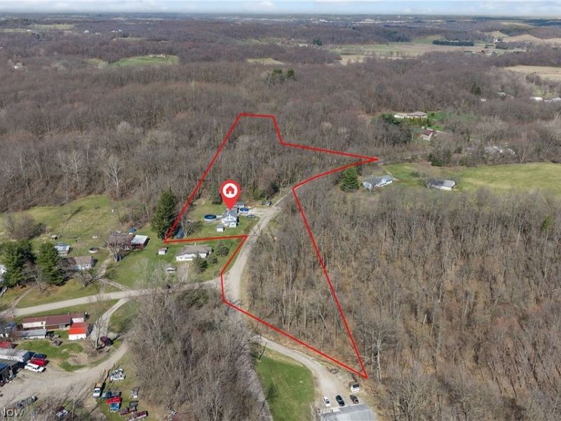 10221 Johnsford Road SW, Beach City, OH 44608 Photo 2