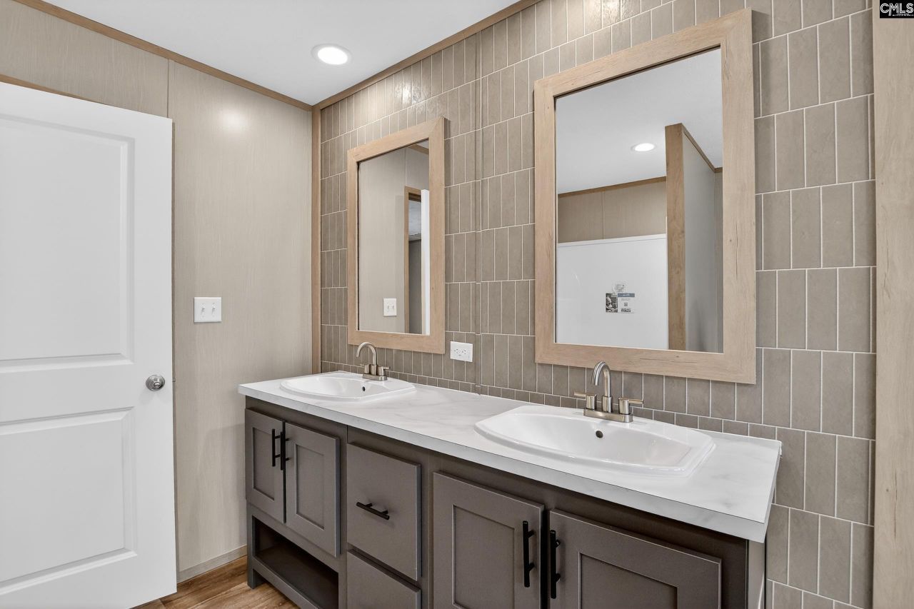 1641 Catalina Blvd  Photo 20