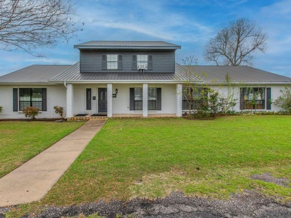 3809 Doris LN, Round Rock, TX 78664