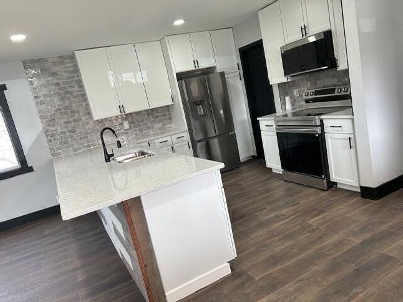 2366 E Howard Road, Obetz, OH 43207 Photo 5