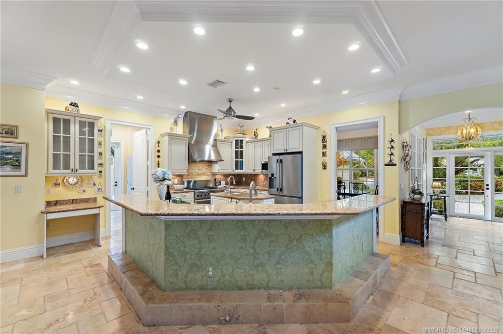 540 SE Saint Lucie Boulevard, Stuart, FL 34996 Photo