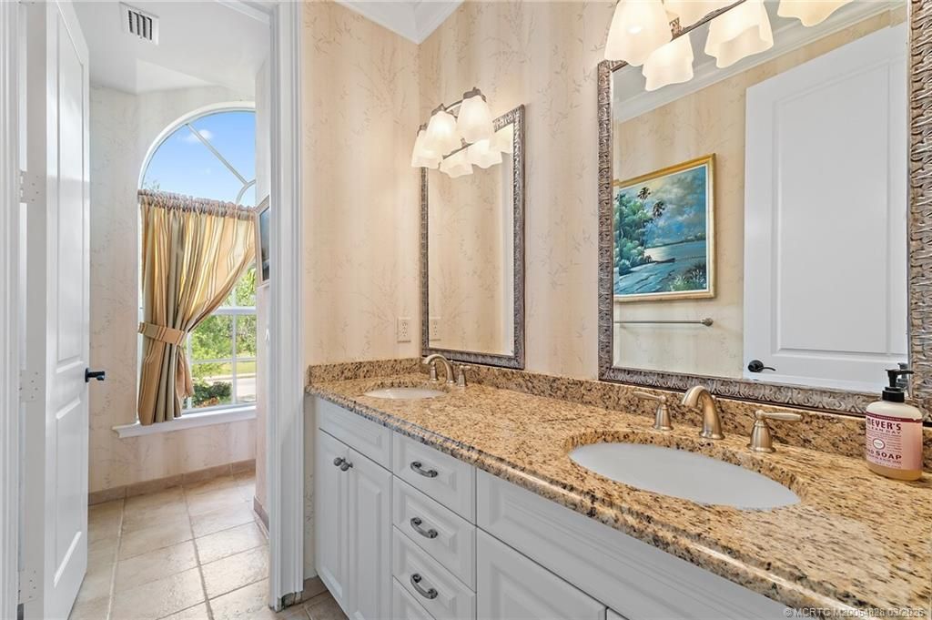 540 SE Saint Lucie Boulevard, Stuart, FL 34996 Photo