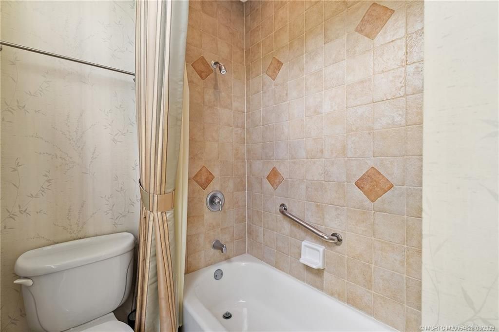 540 SE Saint Lucie Boulevard, Stuart, FL 34996 Photo