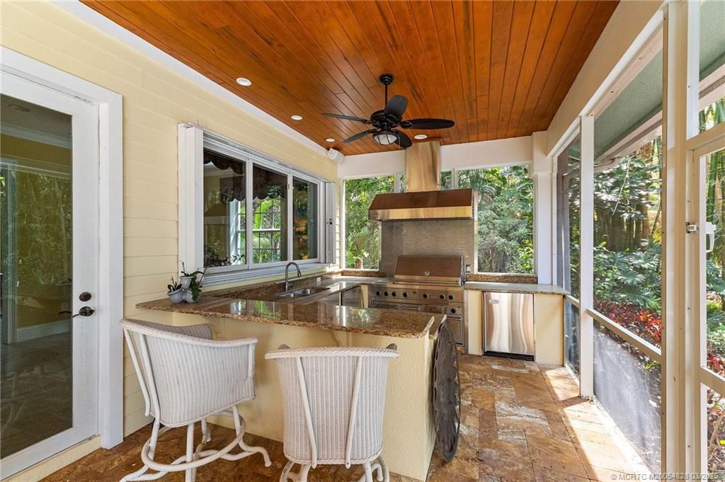 540 SE Saint Lucie Boulevard, Stuart, FL 34996 Photo