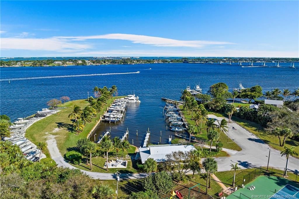 540 SE Saint Lucie Boulevard, Stuart, FL 34996 Photo