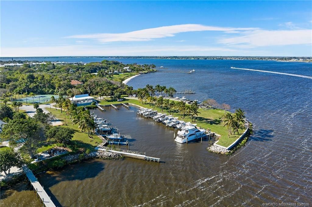 540 SE Saint Lucie Boulevard, Stuart, FL 34996 Photo