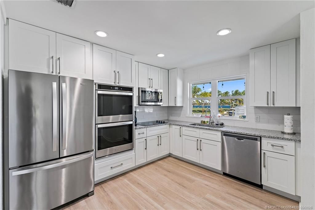 540 SE Saint Lucie Boulevard, Stuart, FL 34996 Photo