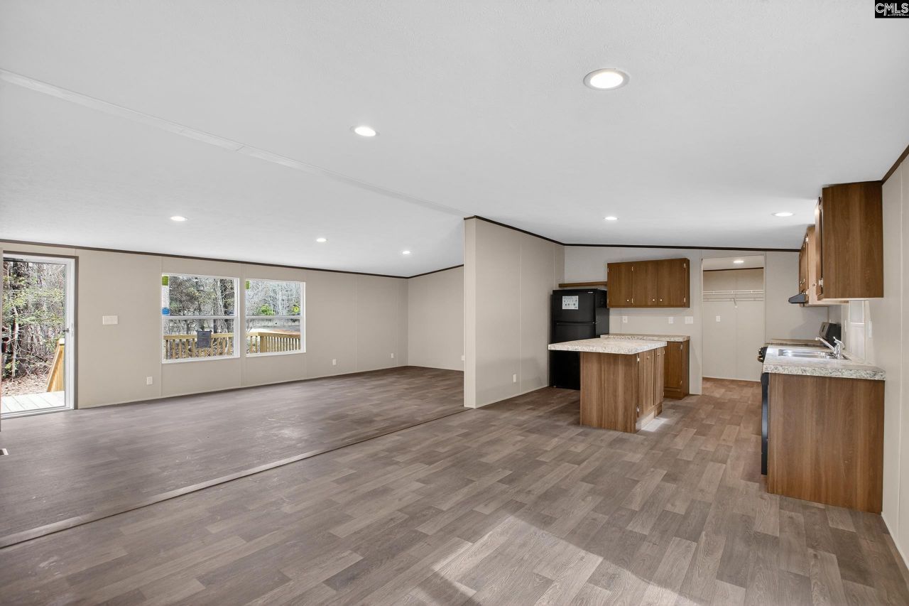 1653 Catalina Blvd  Photo 10