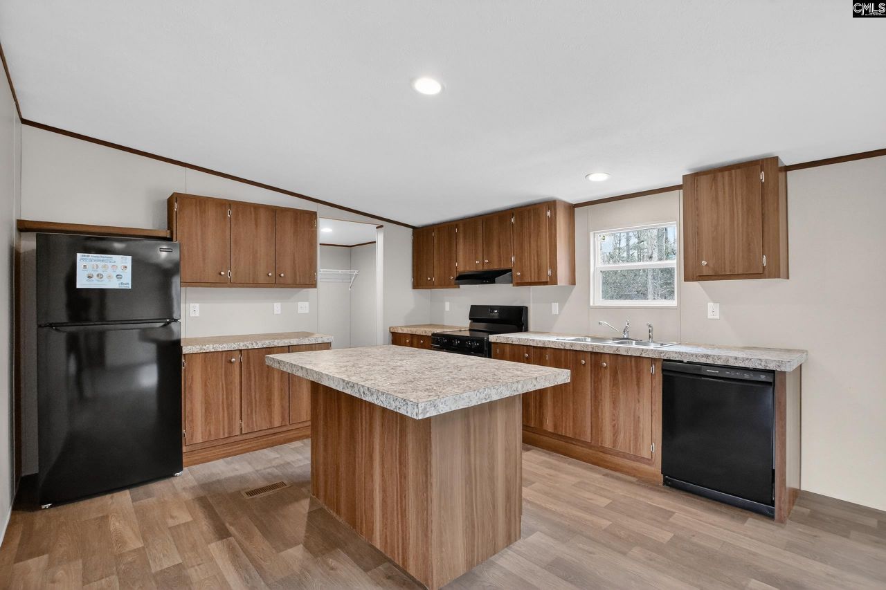 1653 Catalina Blvd  Photo 11