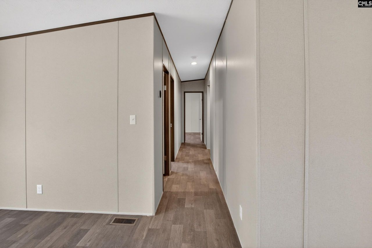 1653 Catalina Blvd  Photo 22